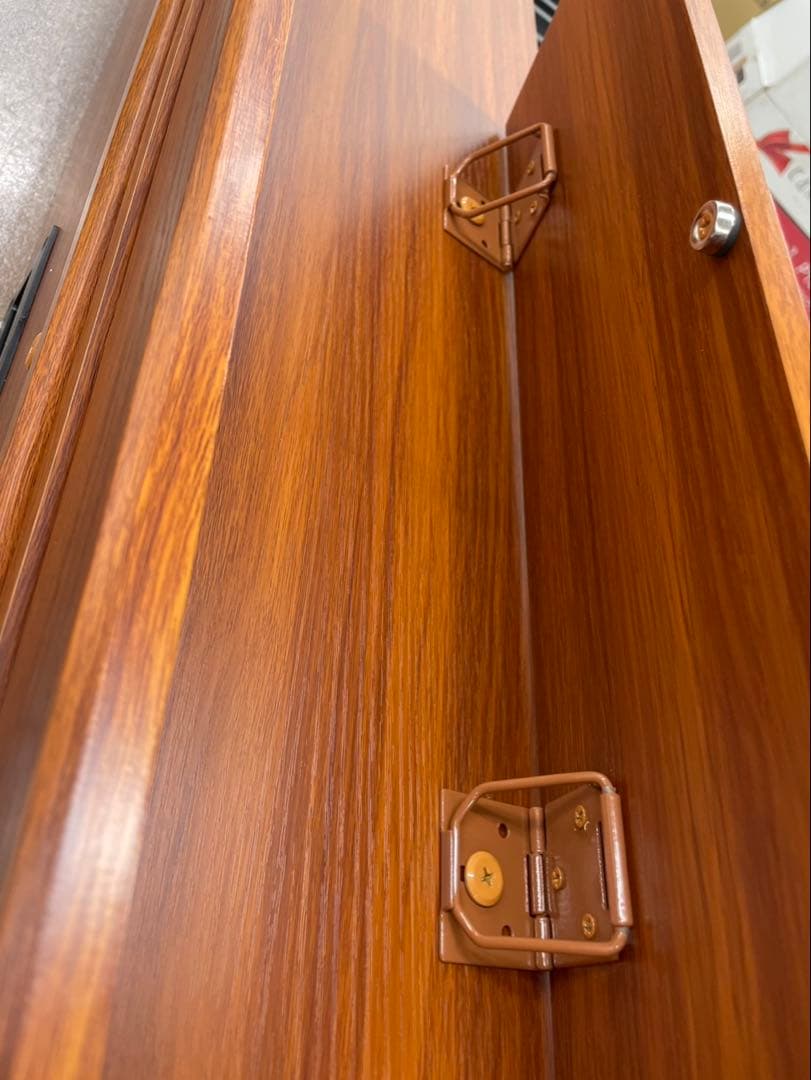 電子ピアノ88鍵盤　ハンマーアクション鍵盤　３本ペダル　ウォールナット