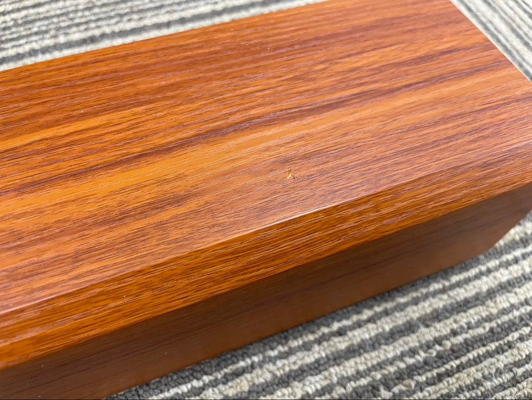 電子ピアノ88鍵盤　ハンマーアクション鍵盤　３本ペダル　ウォールナット