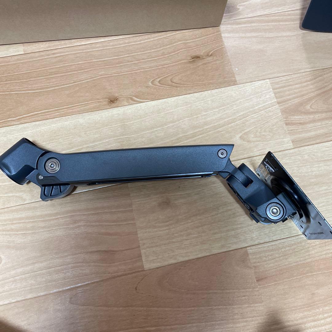 【未使用】ergotron LX Desk Monitor Arm