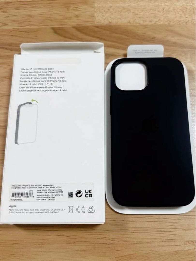 Apple iPhone13 mini 純正シリコンケース ミッドナイト