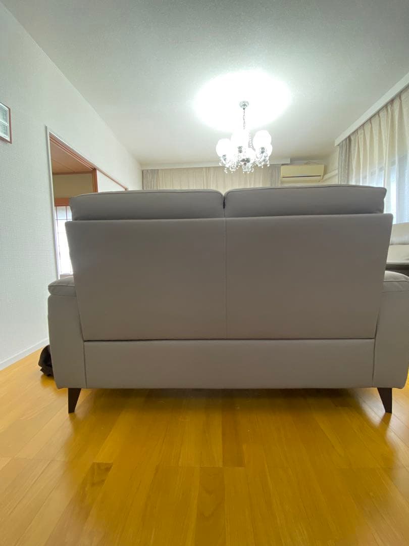 ニトリ　本革　2人掛けソファ　2025年8月購入　定価9万円　グレー系