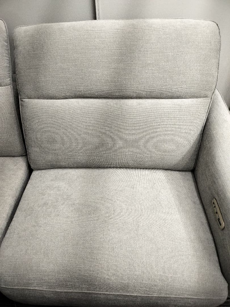 3人掛け電動布張りリクライニングソファ　ニトリ　ライトグレー　美品