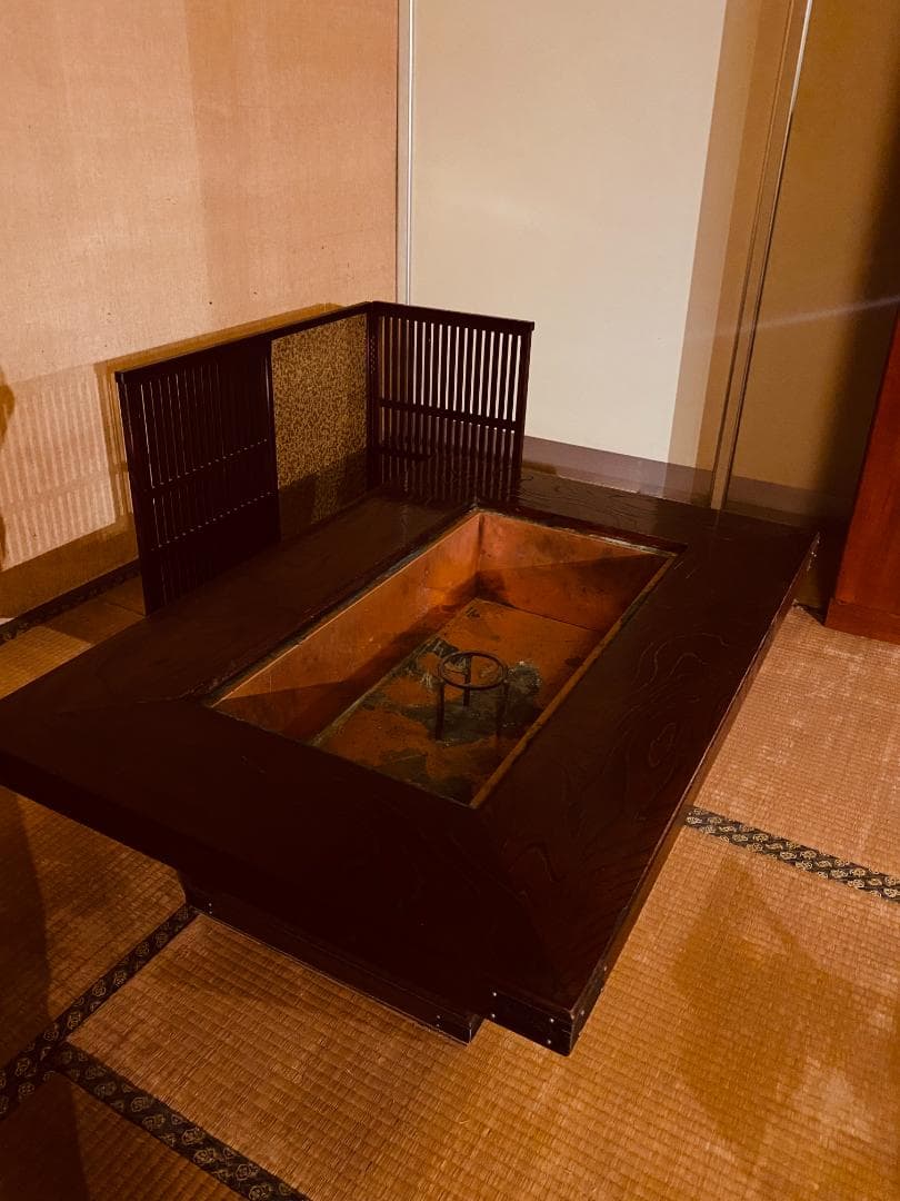 欅の長火鉢座卓　※引き出し付き！　※配送は関東圏までとさせていただきます。