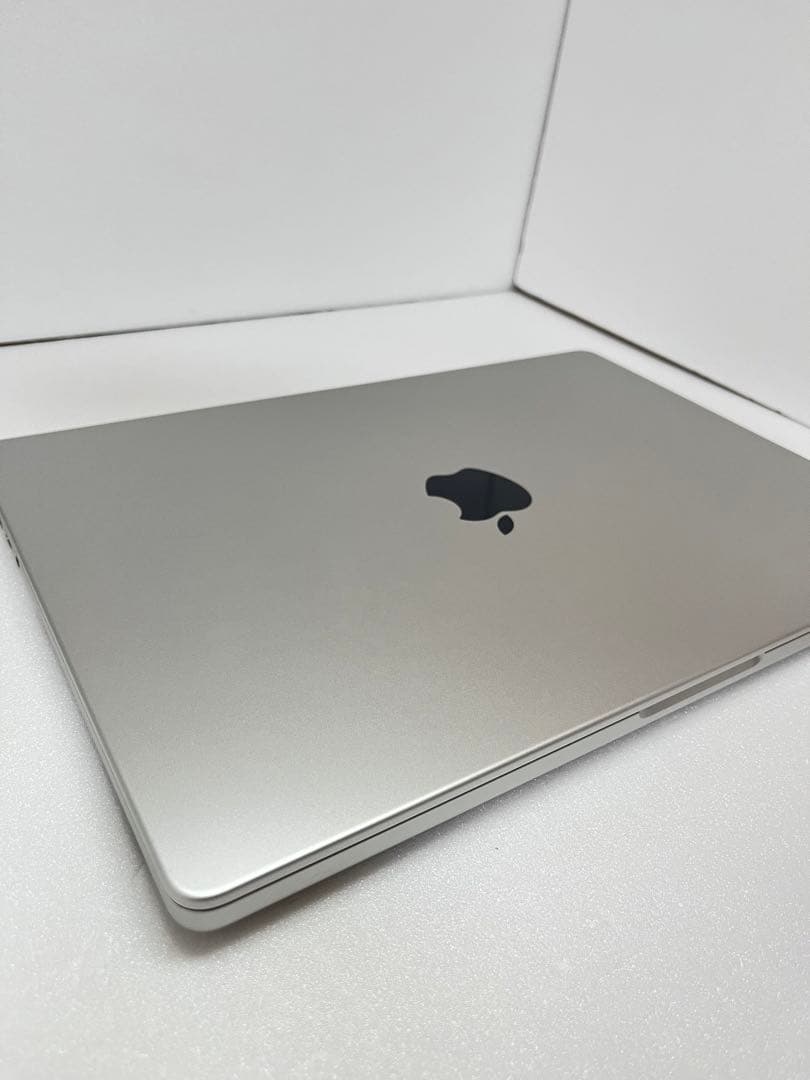 セール MacBook Pro M2 Pro 14インチ 2023 1T/32G