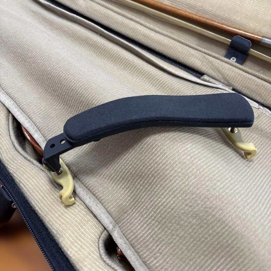 Suzuki バイオリン 1/4 肩当て付き