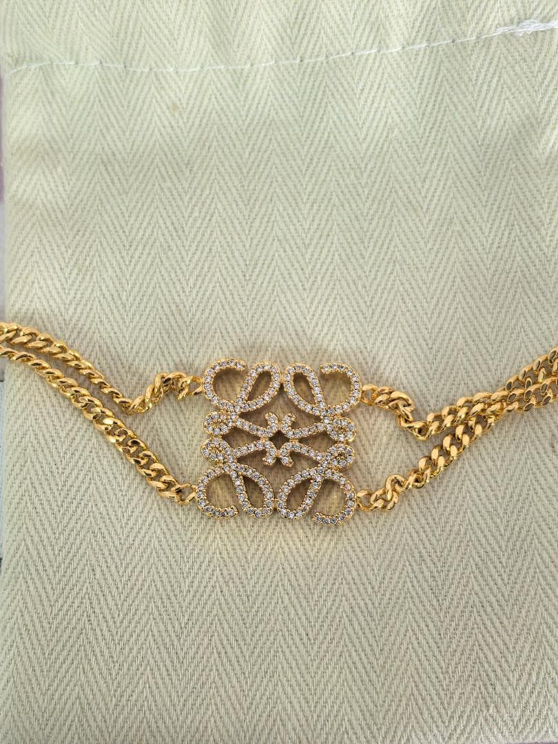 ゴールドダイヤモンドブレスレット 上品雰囲気 高級感 ロゴ入り 美品