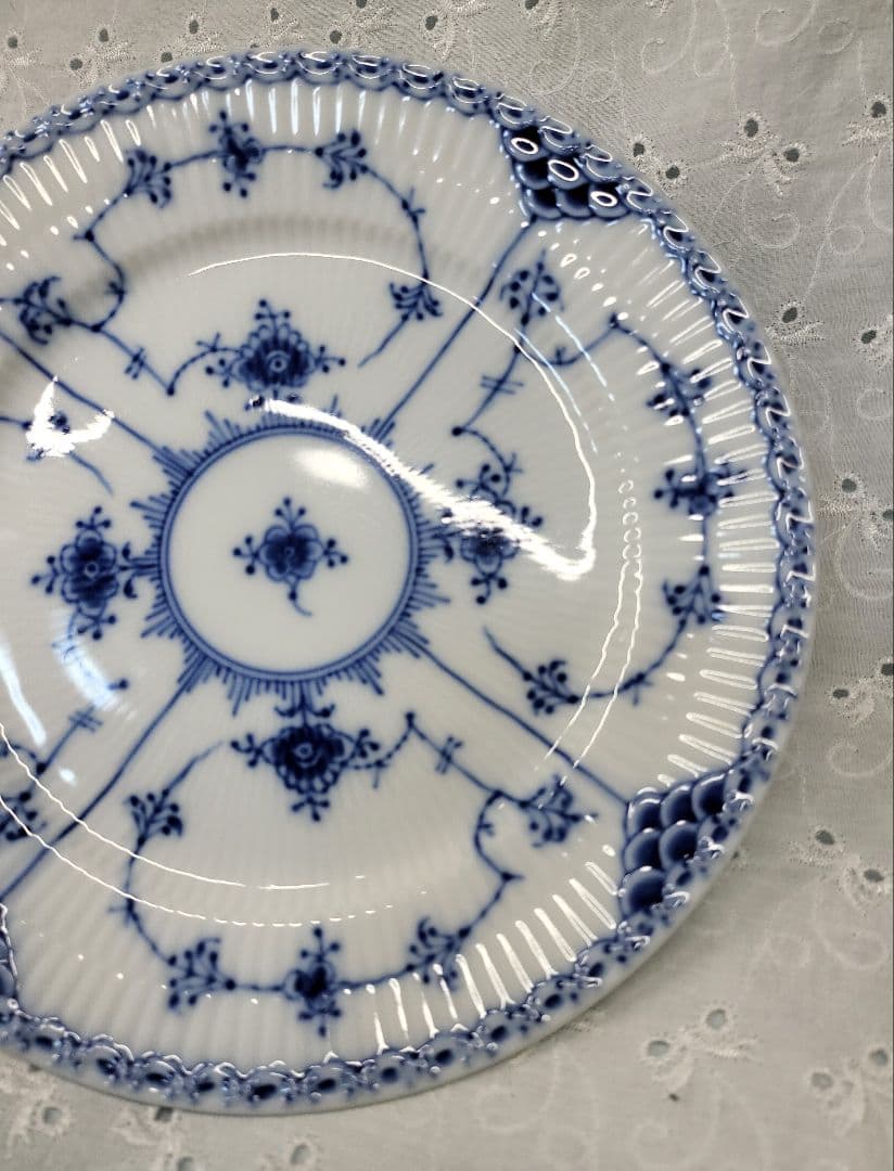 ロイヤルコペンハーゲン ブルーフルテッド ハーフレース プレート 皿