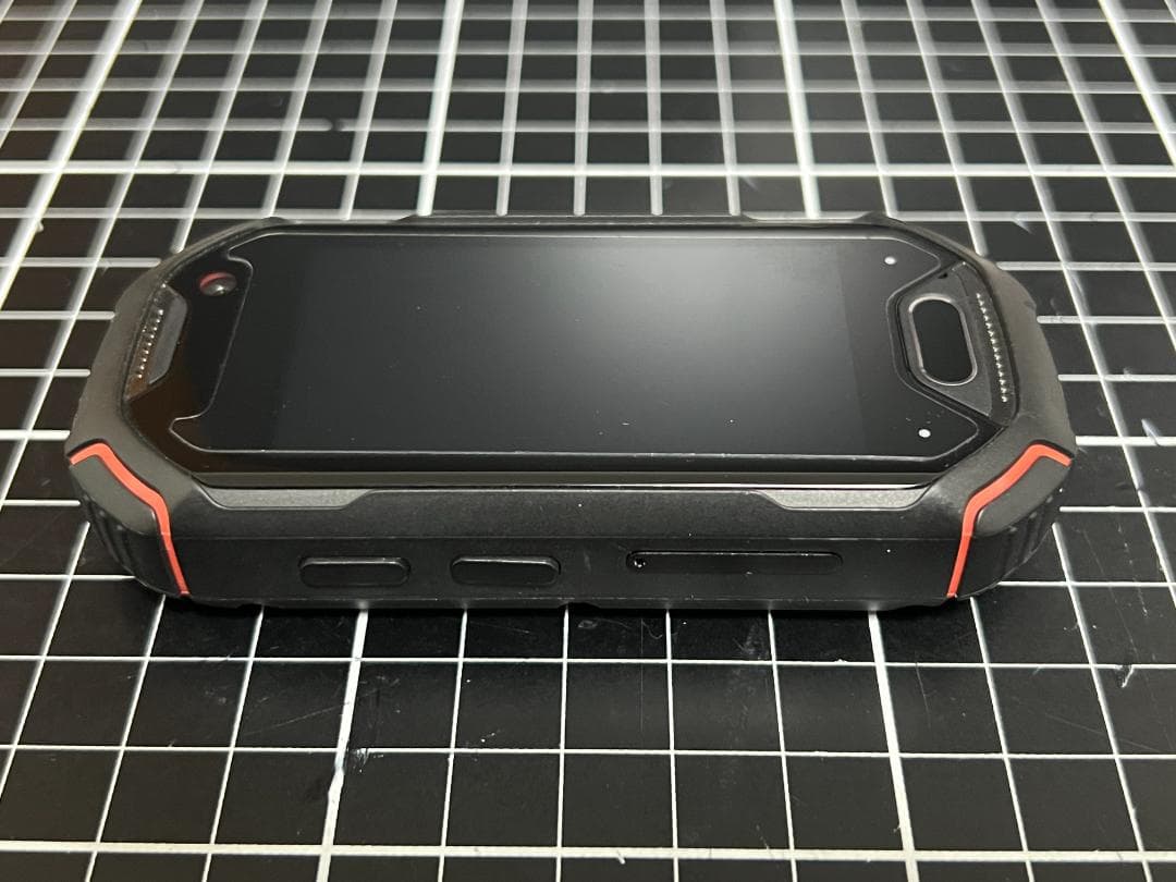 お得美品 Unihertz Atom 防水耐衝撃 小型スマホ SIMフリー