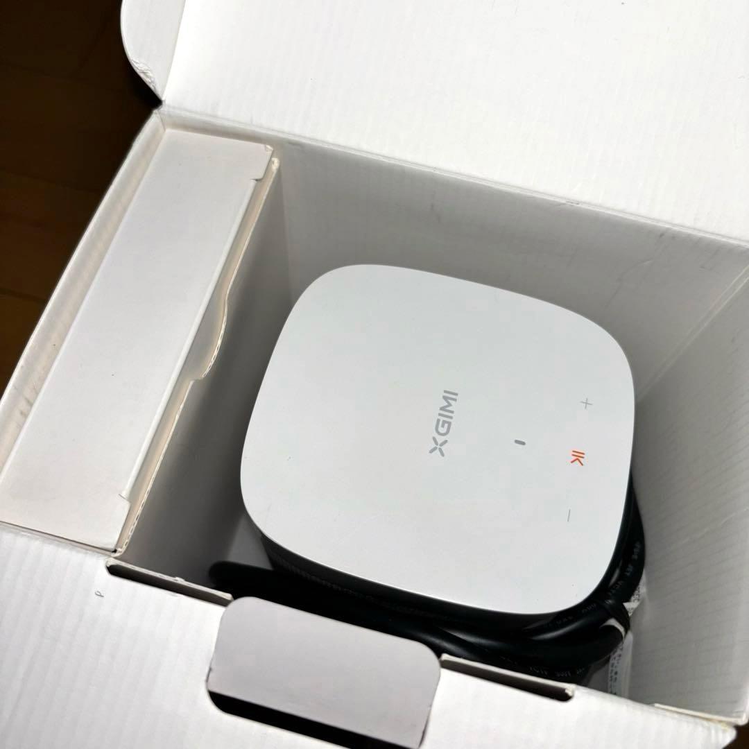 XGIMI XJ03W MOGO モバイルプロジェクター