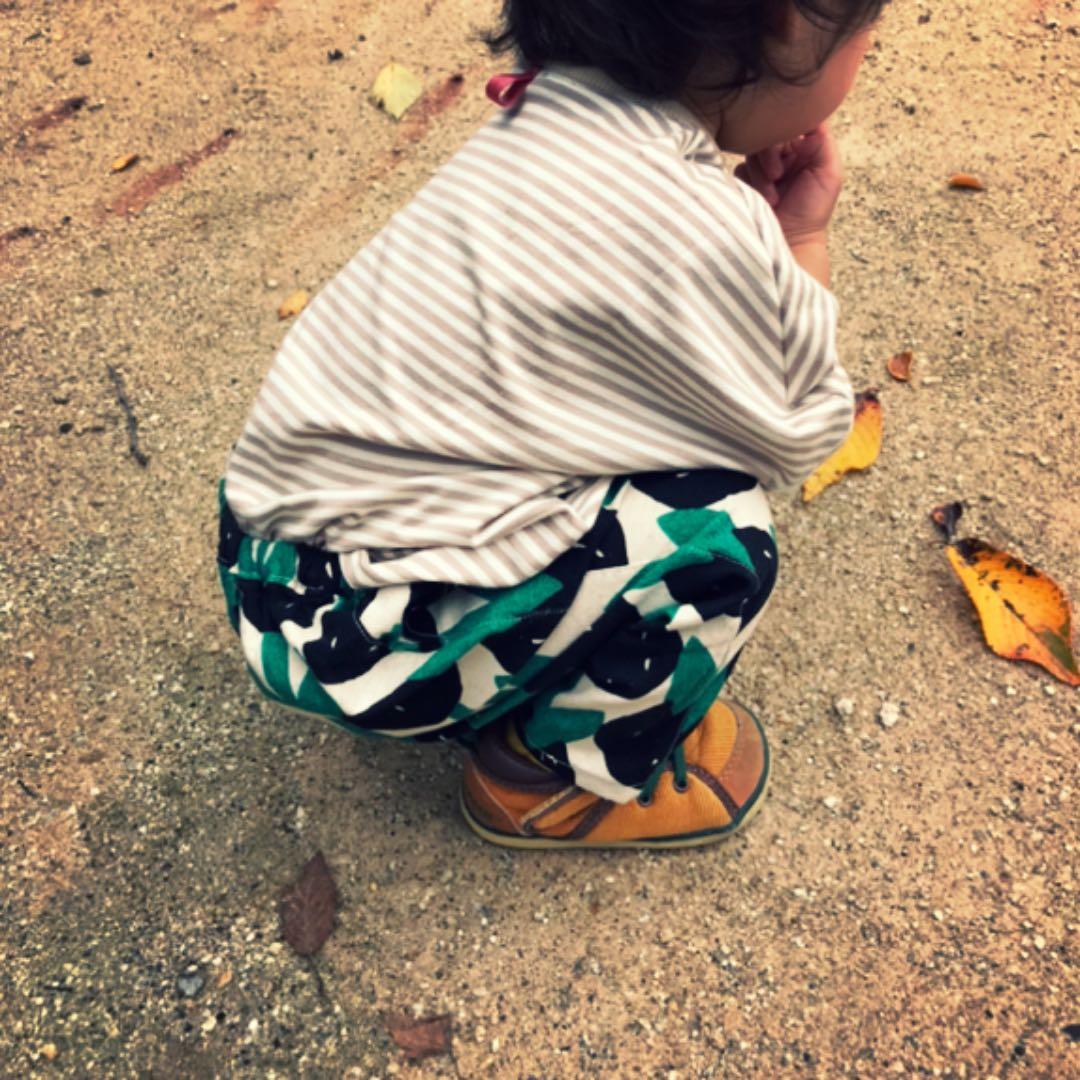 【100】チューリップ　サルエルパンツ　ハンドメイド　ズボン