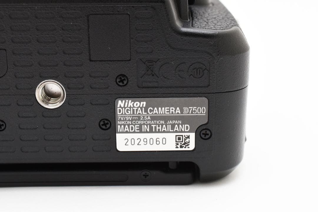 ■ 美品 ■ ニコン Nikon D7500 ボディ 《元箱付き》