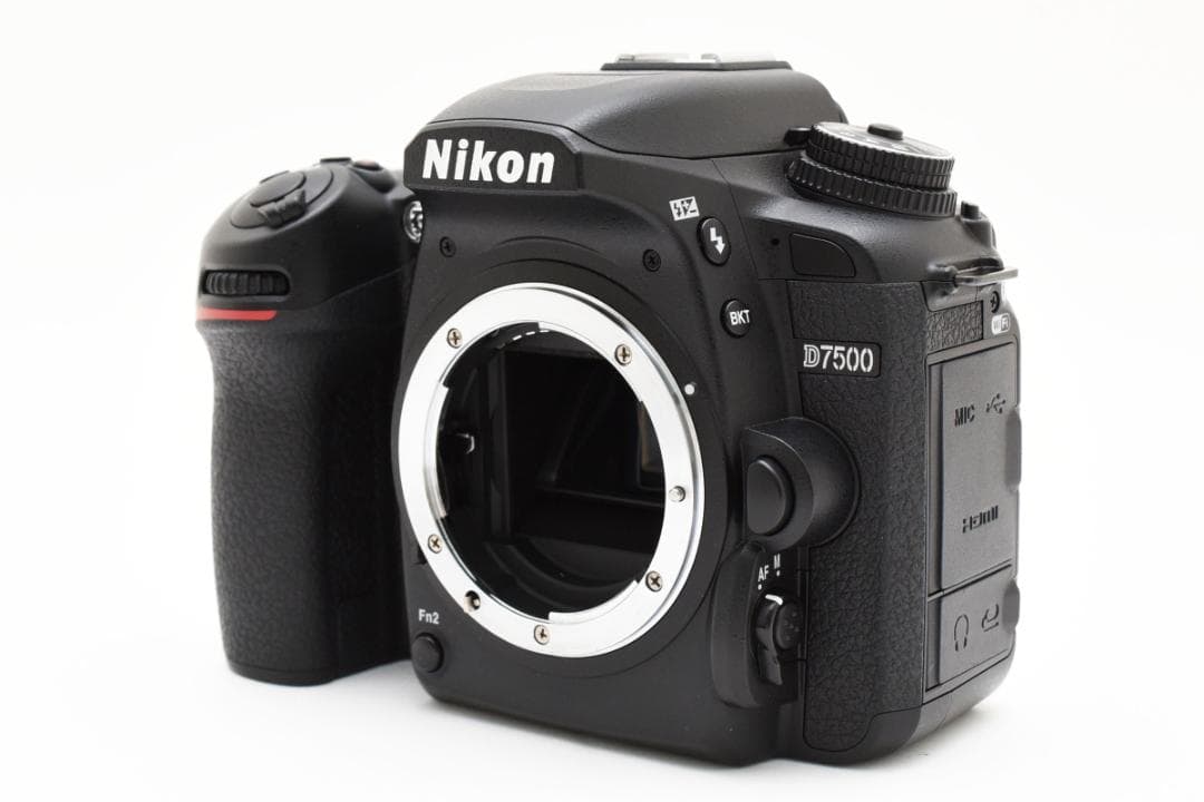 ■ 美品 ■ ニコン Nikon D7500 ボディ 《元箱付き》