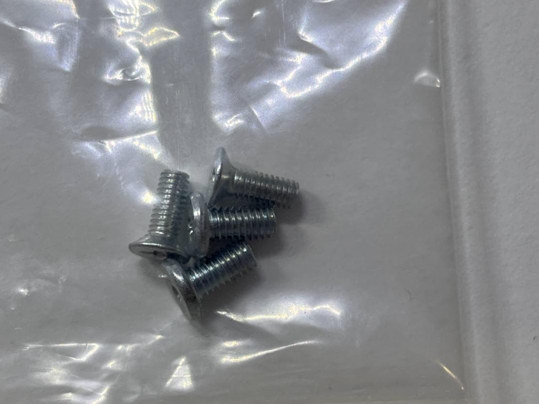 マウスコンピューター　A5サイズコンパクトパソコン　Windows10　VESA