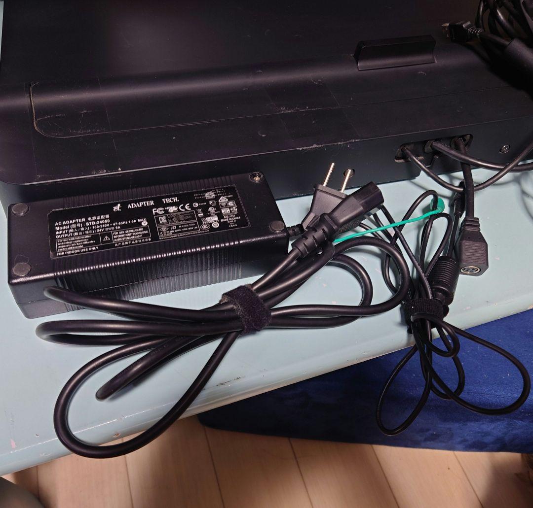 Wacom 液晶ペンタブレット Cintiq24HD DTK-2400