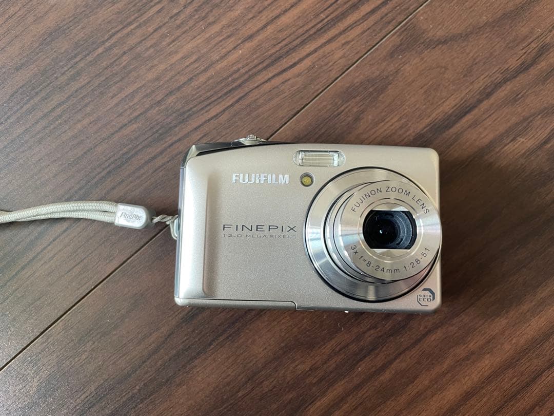 Fujifilm FinePix F50d デジタルカメラ