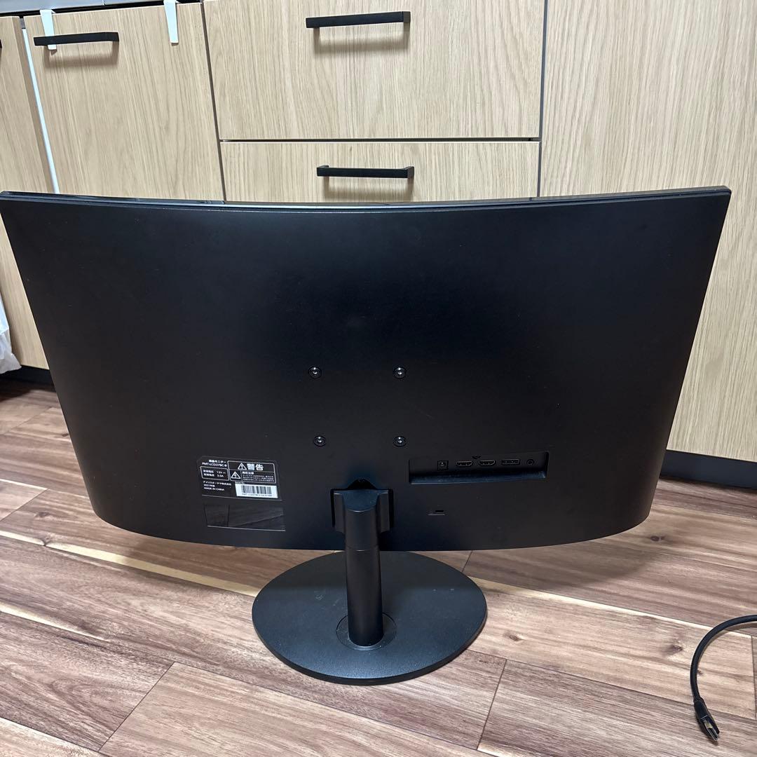 27インチ湾曲型モニター　アイリスオーヤマ