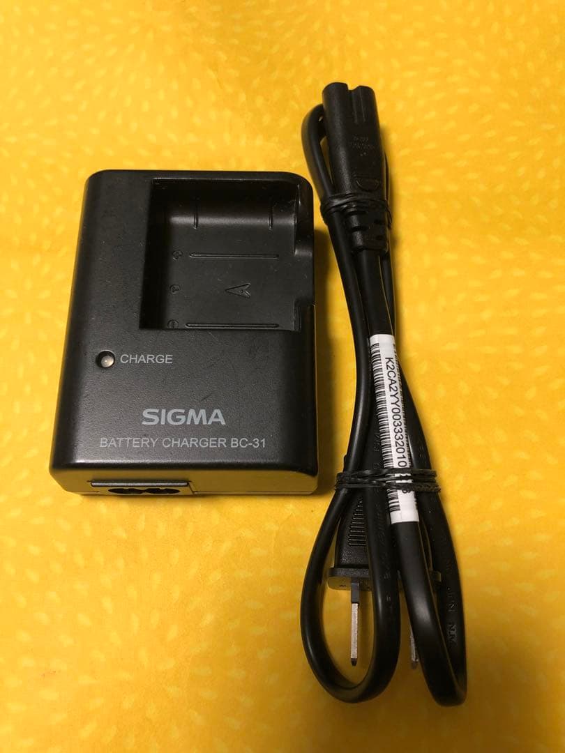 SIGMA純正⭐️AC充電器⭐️BC-31⭐️シグマACアダプター✴︎匿名配送