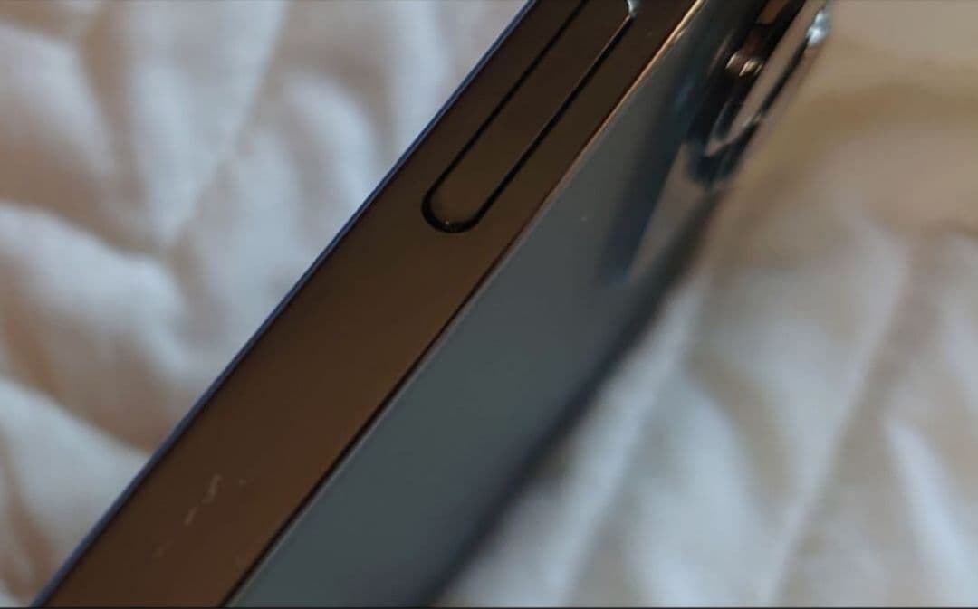 ★２０２４年７月～使用の美品★iPhone１３proMAXグラファイト１２８ＧＢ