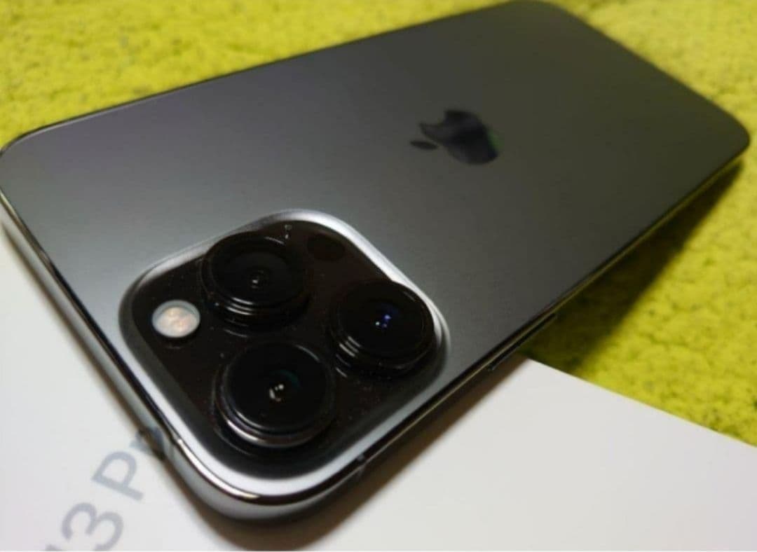 ★２０２４年７月～使用の美品★iPhone１３proMAXグラファイト１２８ＧＢ