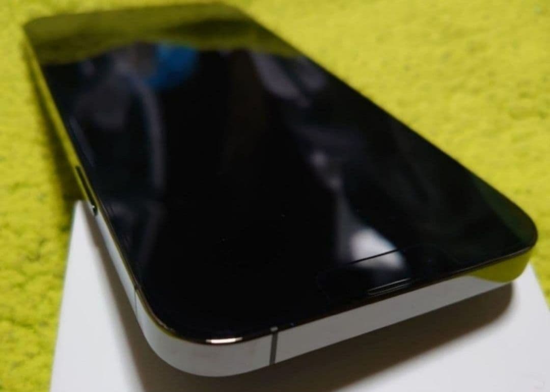 ★２０２４年７月～使用の美品★iPhone１３proMAXグラファイト１２８ＧＢ