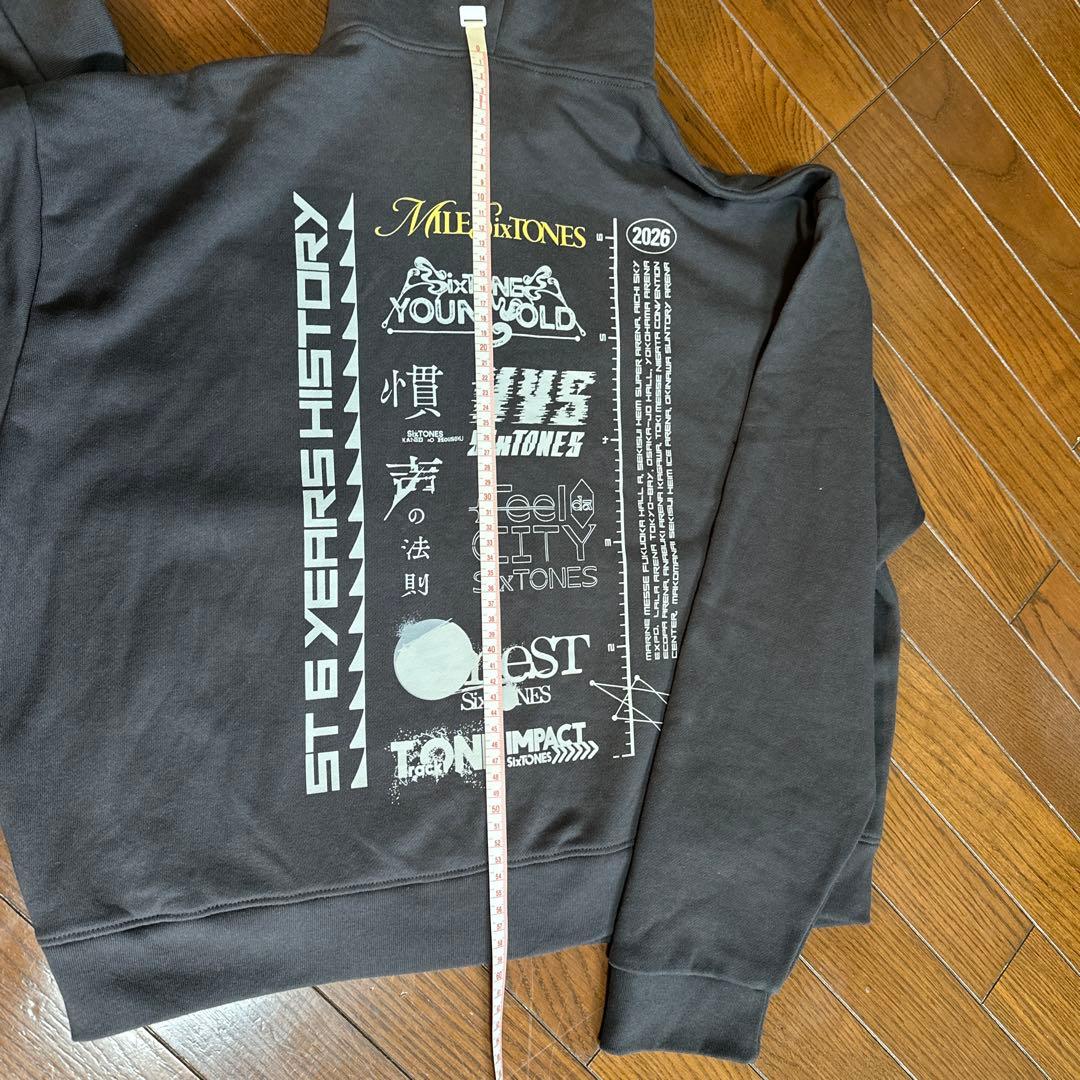 【美品】SixTONES ライブグッズ　パーカー MILE SixTONES