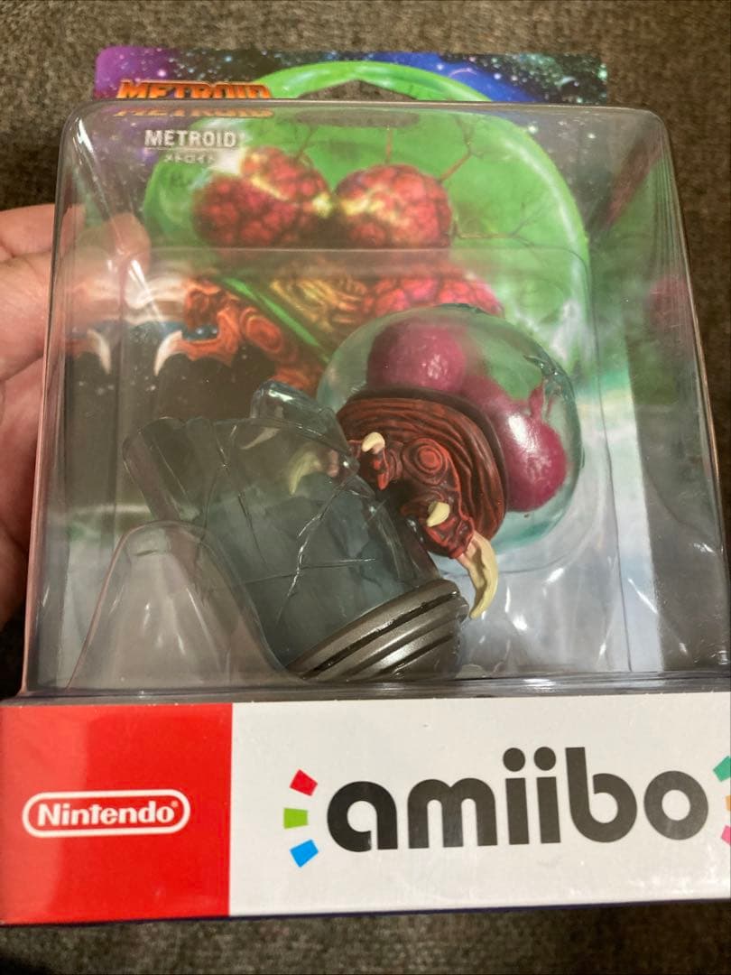 貴重な新品未開封!!　 amiibo メトロイド 任天堂