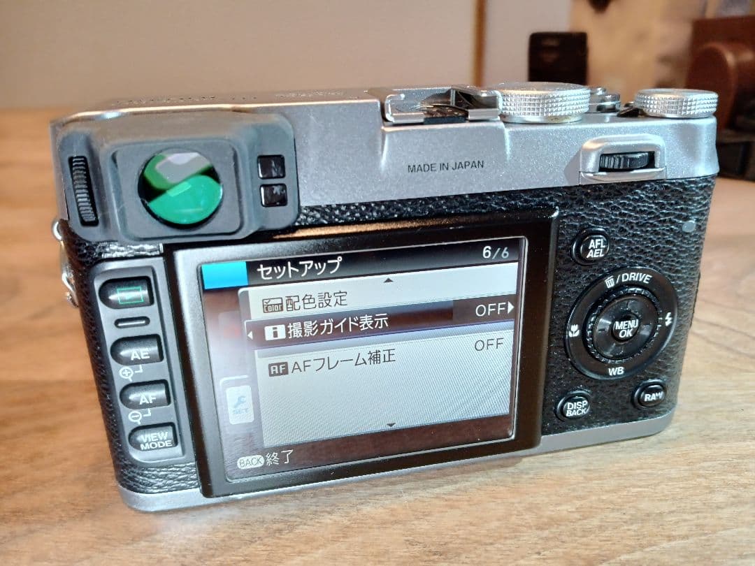【純正本革カメラケースを含む5特典付き】FUJIFILM X100【返金保証付】