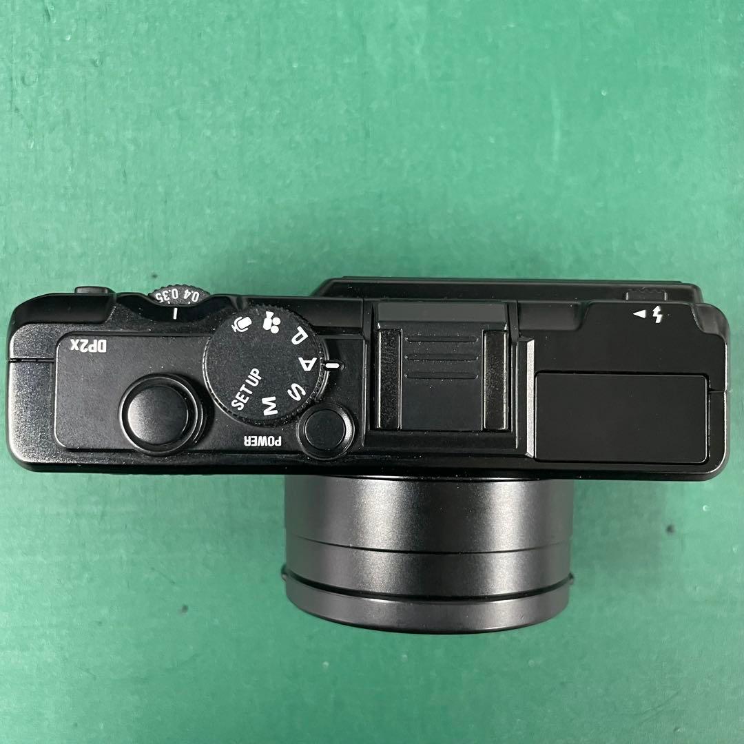 デジタルカメラ SIGMA DP2X