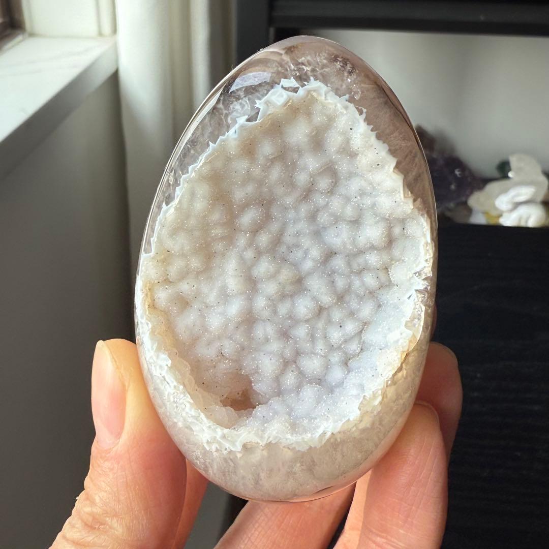 天然石シュガー瑪瑙の卵型　置物NO.020301