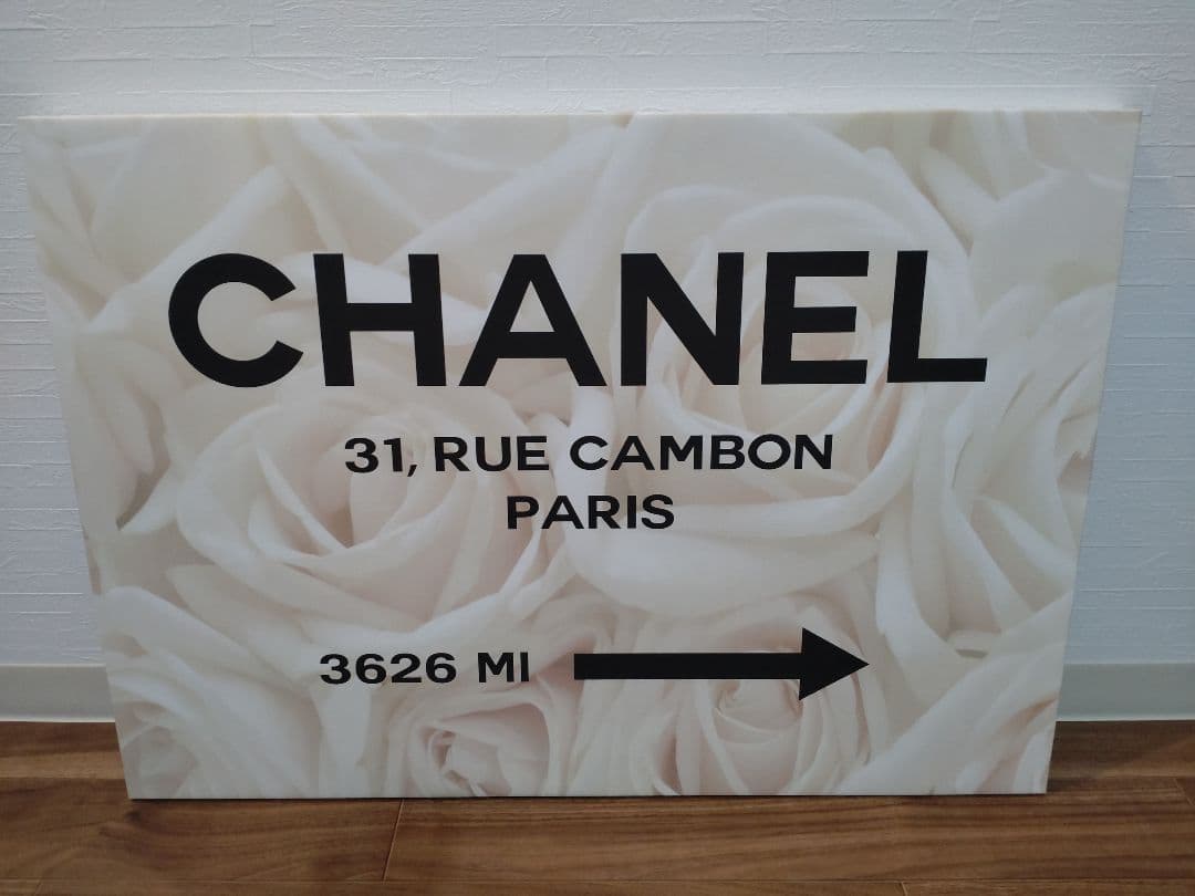 CHANEL　キャンバスアート