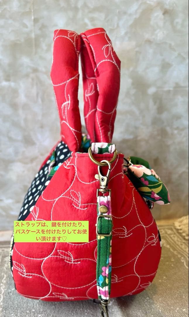 ゆ*ら様 コヤンイサムチョン　新柄　ぷっくりふわふわリンゴバッグ　ころりんバッグ