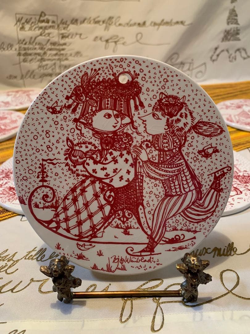 ビヨンヴィンブラッド　マンスリープレート・赤色のコンプリート12ヶ月全部！