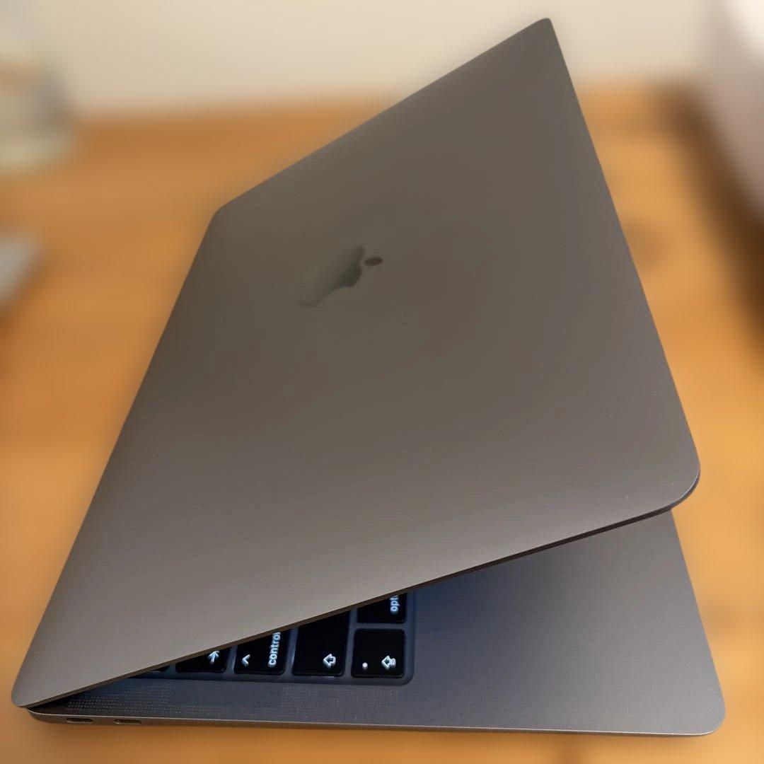 Apple MacBook Air M1 8GB 256GB バッテリー89%