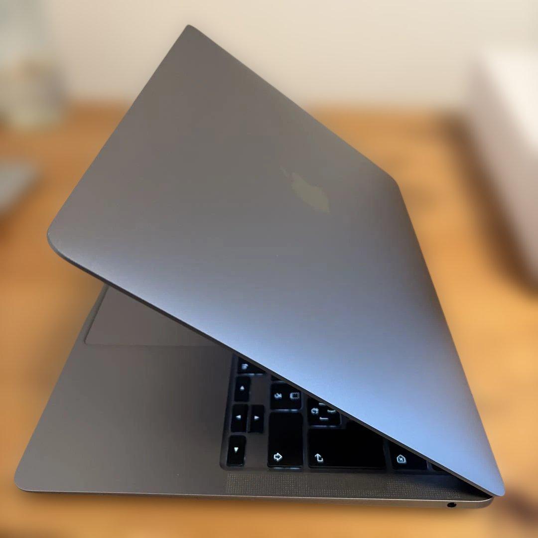 Apple MacBook Air M1 8GB 256GB バッテリー89%