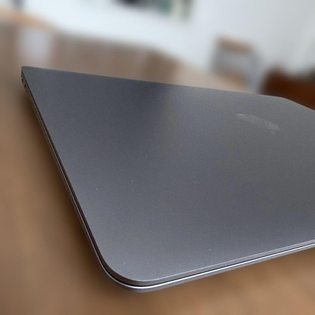 Apple MacBook Air M1 8GB 256GB バッテリー89%