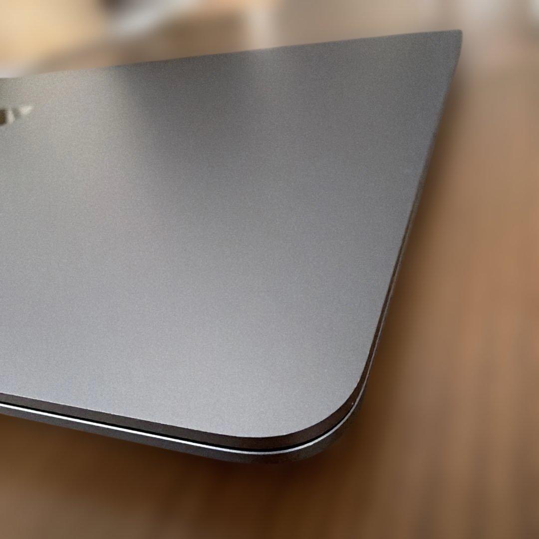 Apple MacBook Air M1 8GB 256GB バッテリー89%