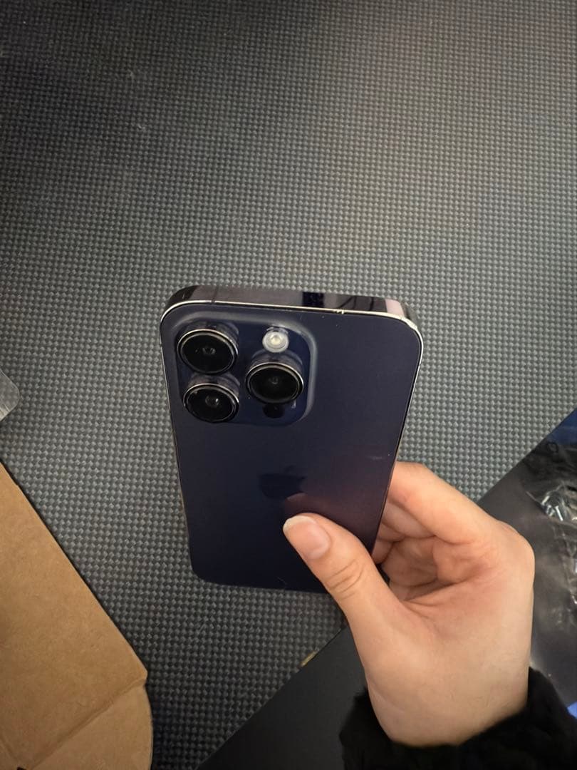 Apple iPhone 14 Pro パープル