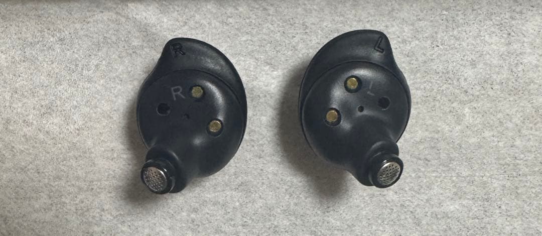 希少品 Samsung Galaxy Buds 本体 BTS Edition