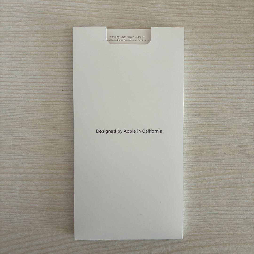 iPhone8 シルバー 64GB SIMフリー 箱 イヤホン 充電器