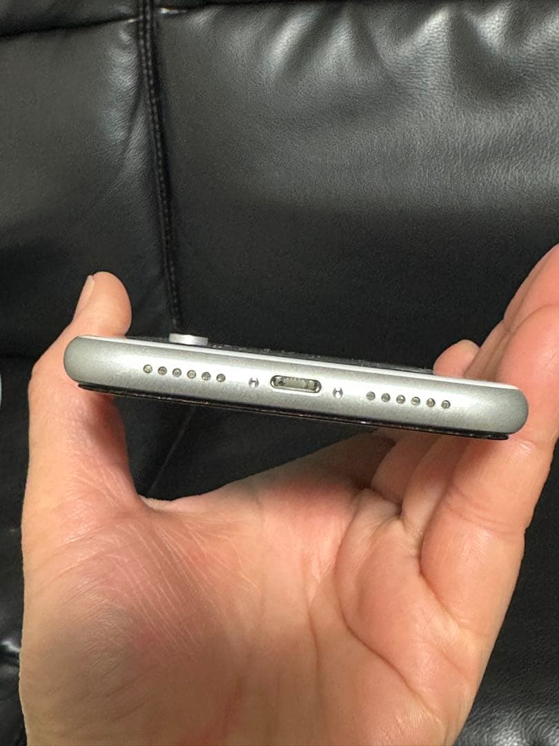Apple iPhone XR ホワイト 64GB NIMASOフィルム付き