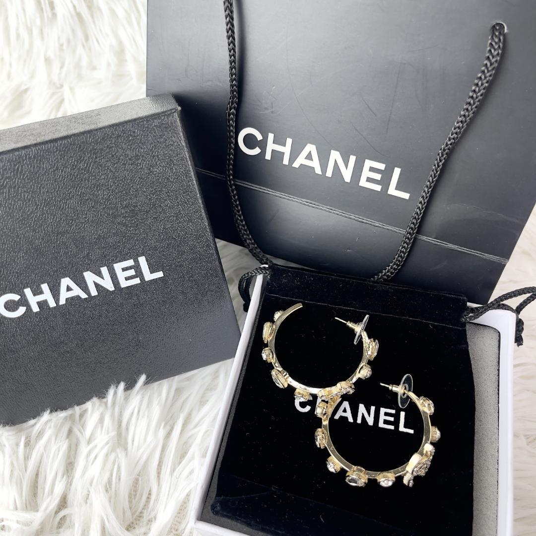 CHANEL シャネル ピアス ゴールド