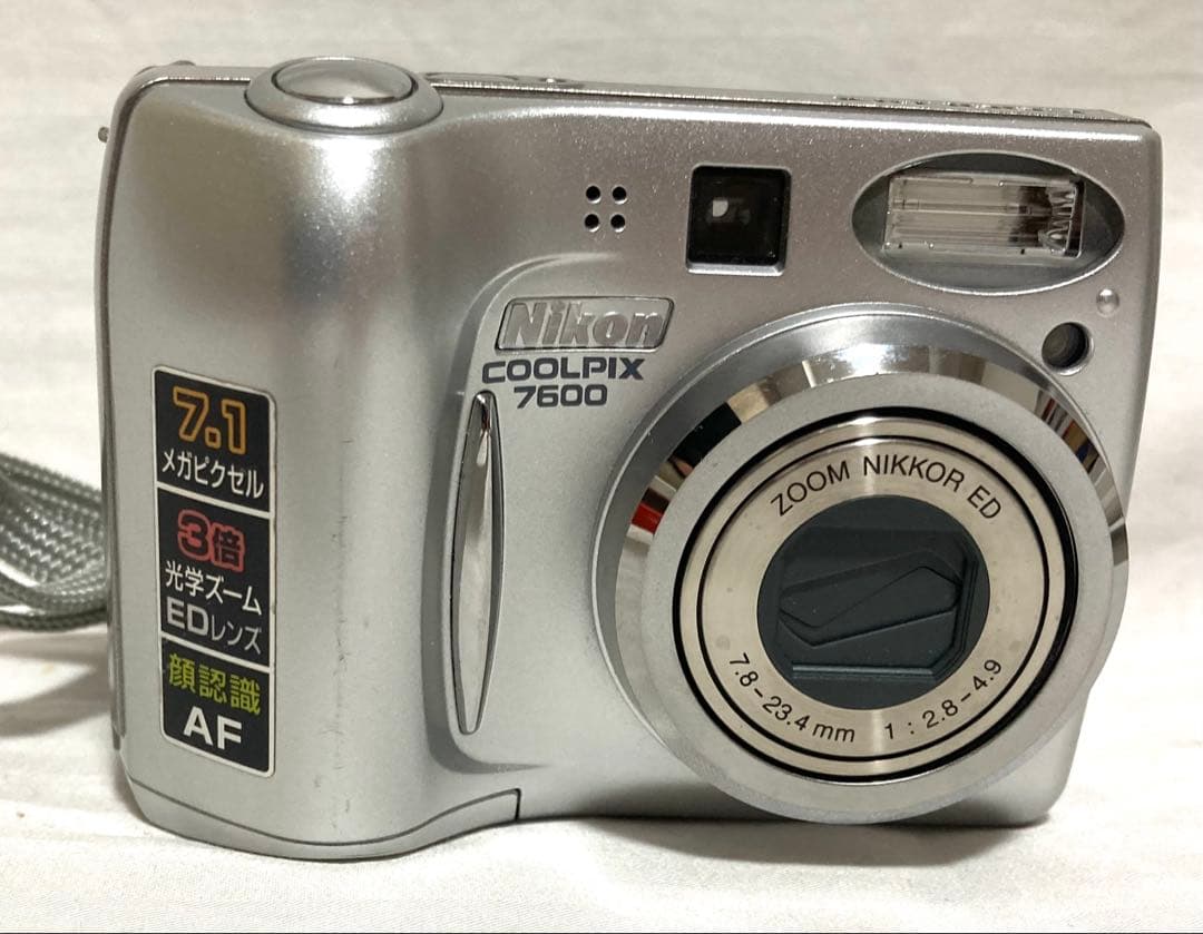 Nikon COOLPIX 7600 コンパクトデジタルカメラ