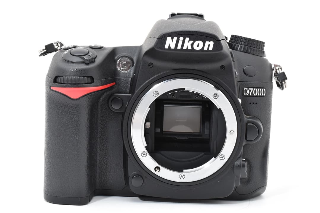 S数極々少 Nikon D7000 ボディ 2044