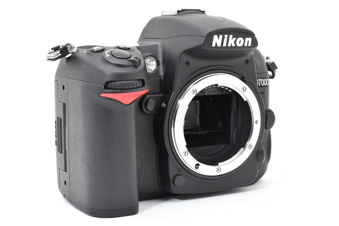 S数極々少 Nikon D7000 ボディ 2044
