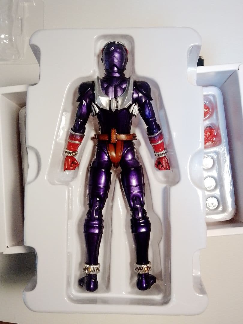 初版 S.H.フィギュアーツ 真骨彫製法 「仮面ライダー響鬼」 美品