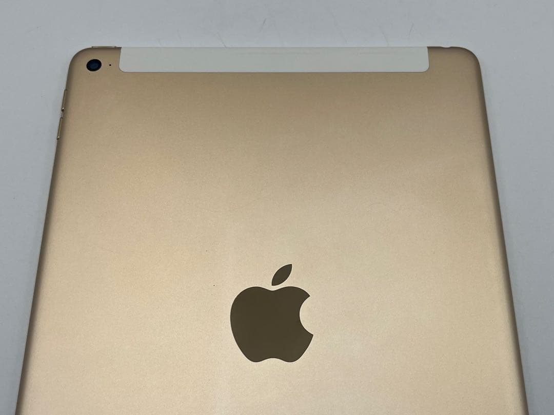 iPad Air 2（Wi-Fi+Cellular）32GB au ゴールド