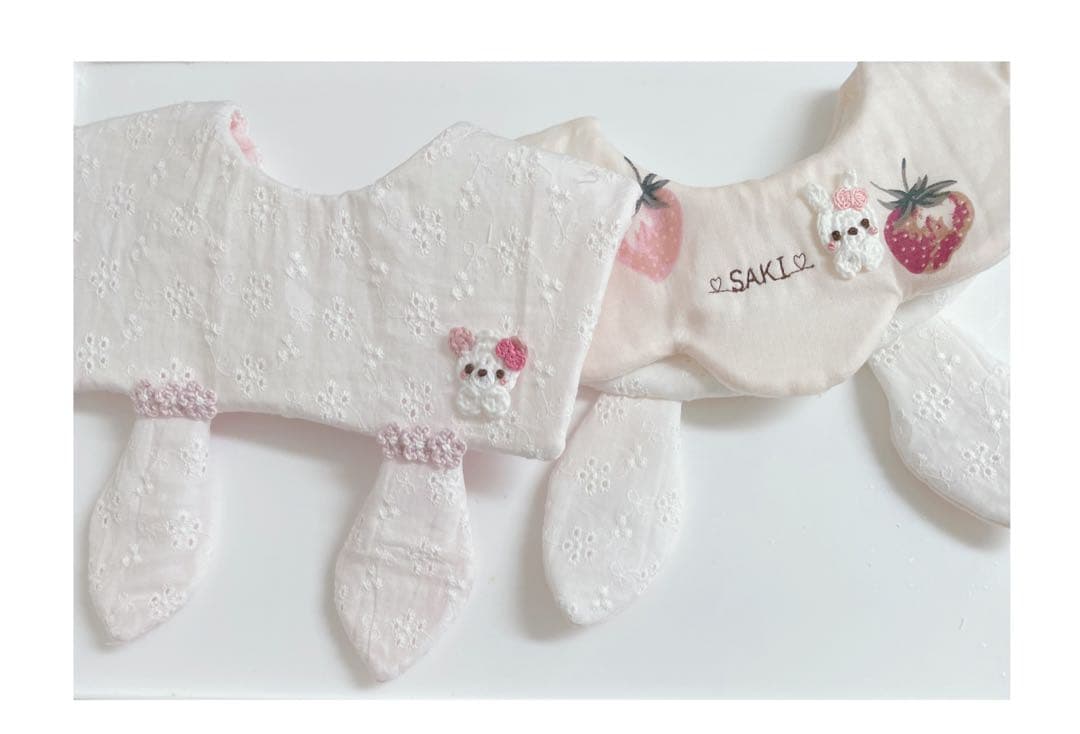 ハンドメイドスタイ　お名前刺繍うさみみスタイ　ヨウ様