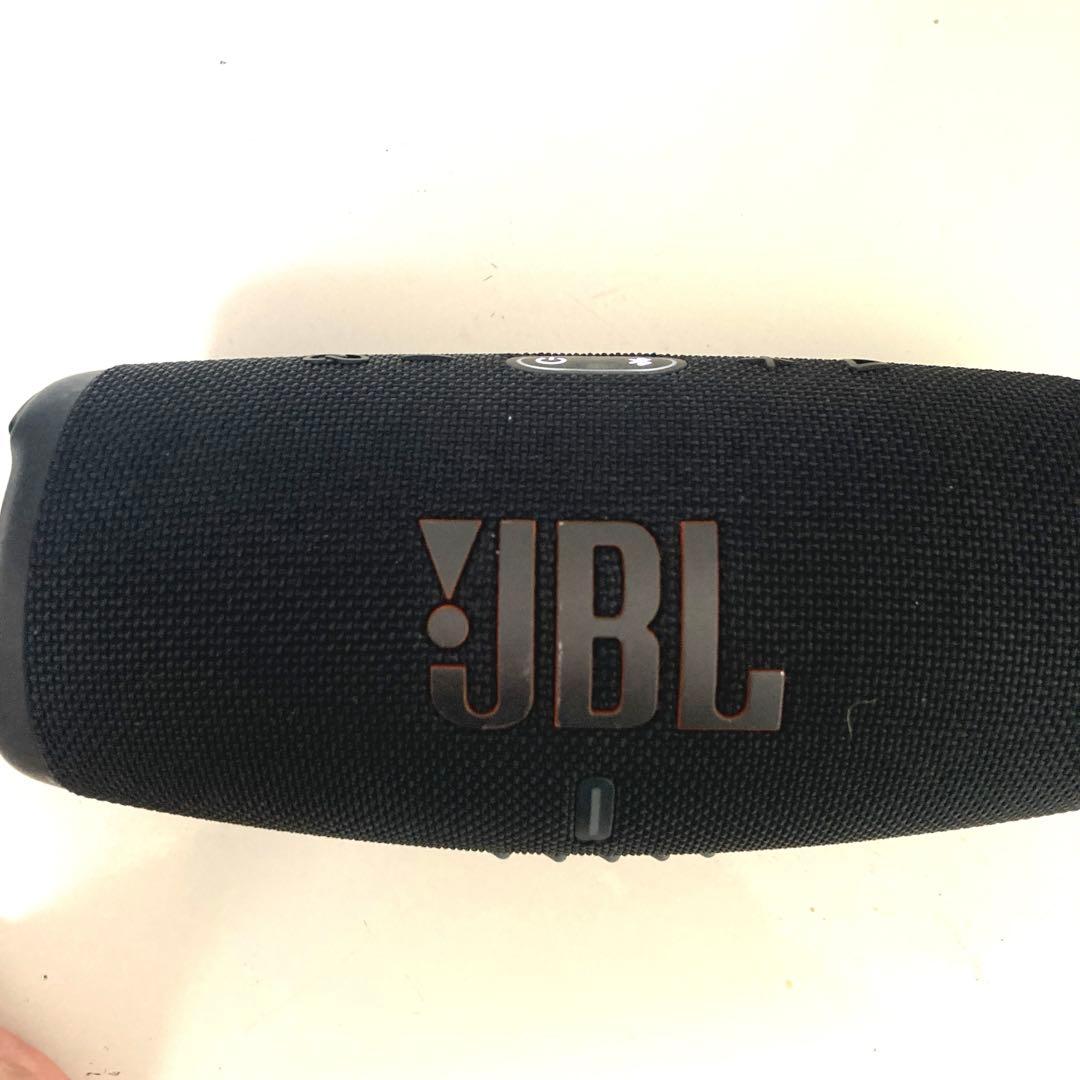 JBL Play Charge 5ワイヤレススピーカー