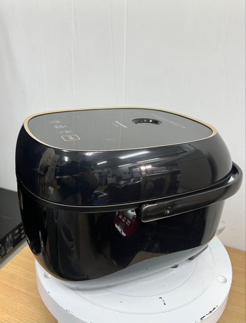 Panasonic IH炊飯器 SR-KT068（2019年製）ブラック