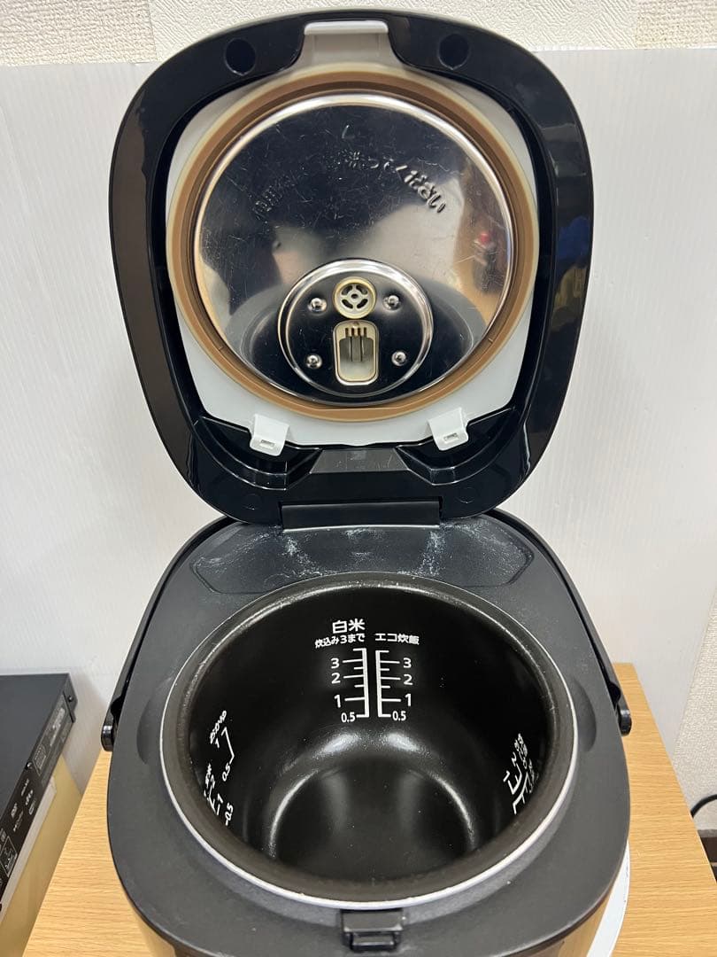 Panasonic IH炊飯器 SR-KT068（2019年製）ブラック